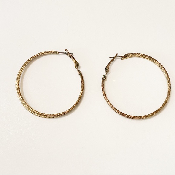 Vintage Earrings Loop Gold Tone Large with Clasp 5 CM - Picture 3 of 9